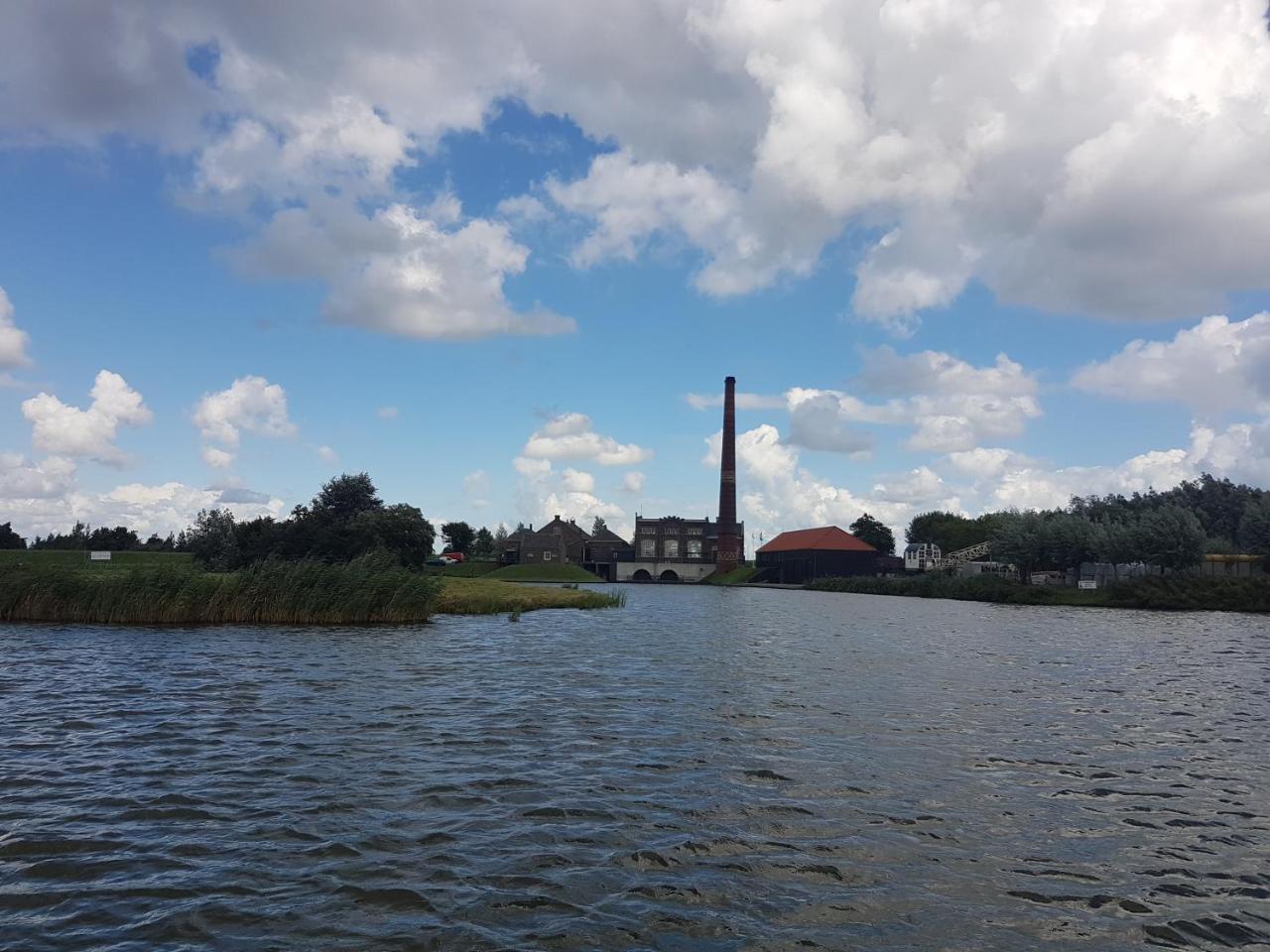 Lodge 61 Hotel Aan Het Water Medemblik Exterior foto